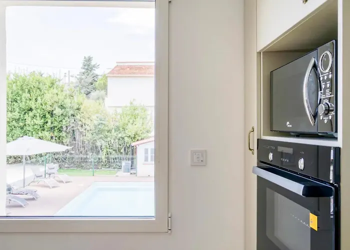 Constance - Willa Antibes