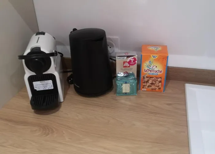 Willa Constance - Antibes